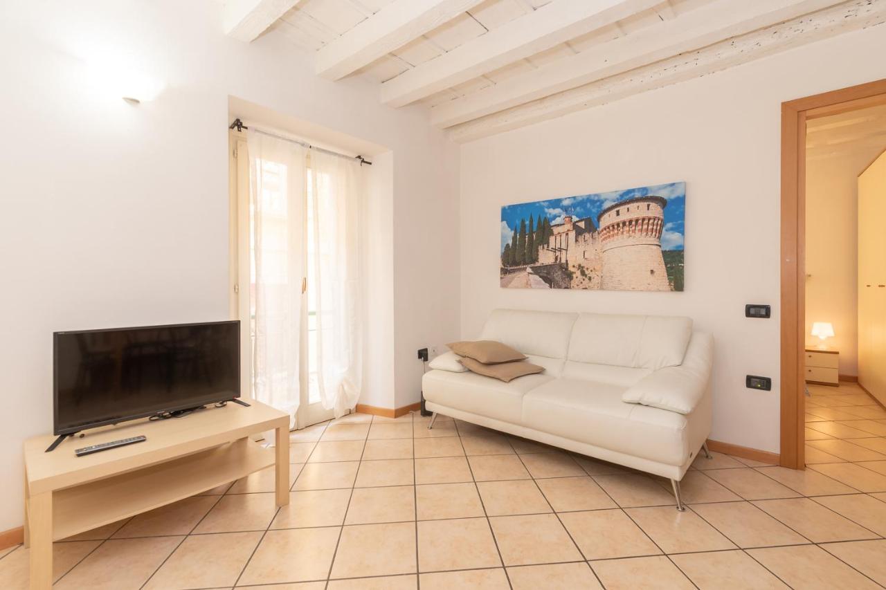 Appartamento Bilocale 1 Piazza Vittoria - Affitti Brevi Italia Brescia Dış mekan fotoğraf