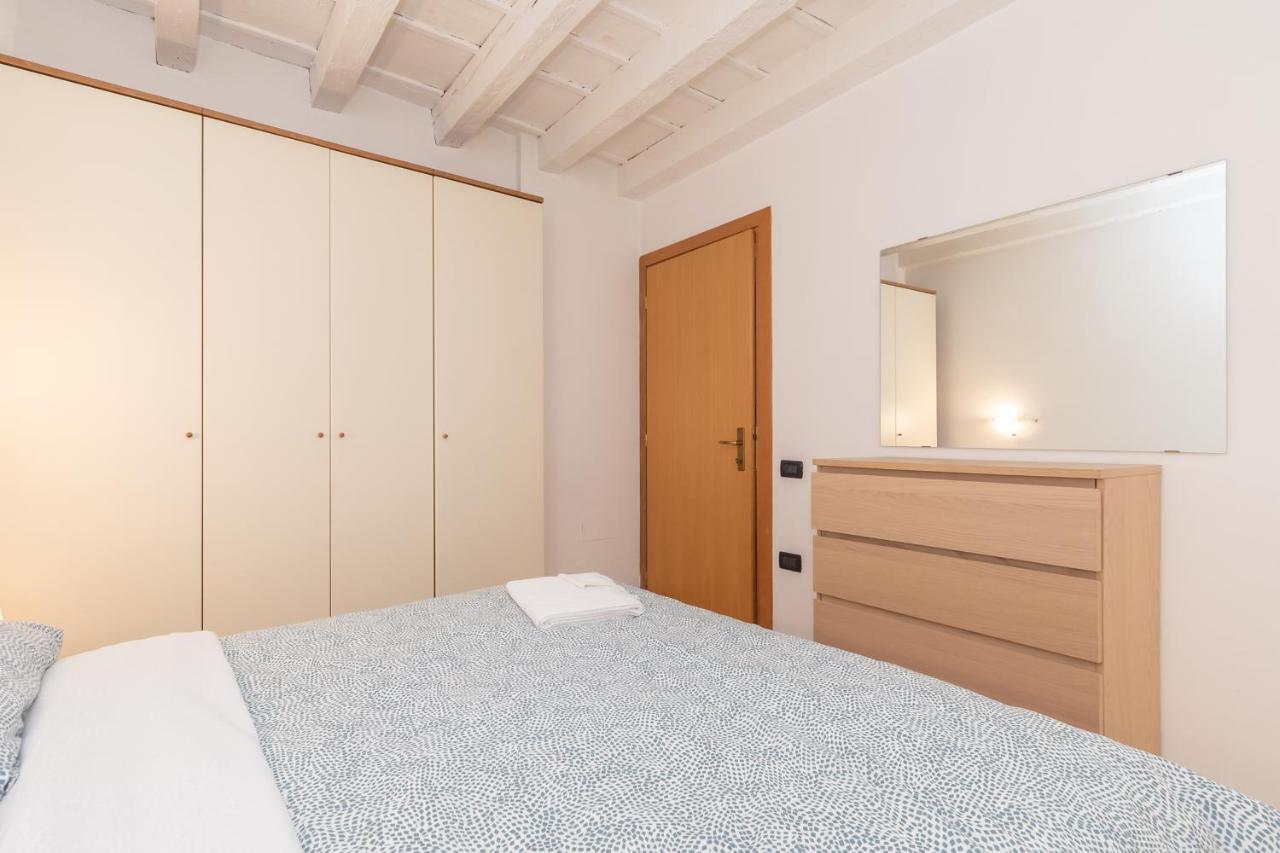 Appartamento Bilocale 1 Piazza Vittoria - Affitti Brevi Italia Brescia Dış mekan fotoğraf